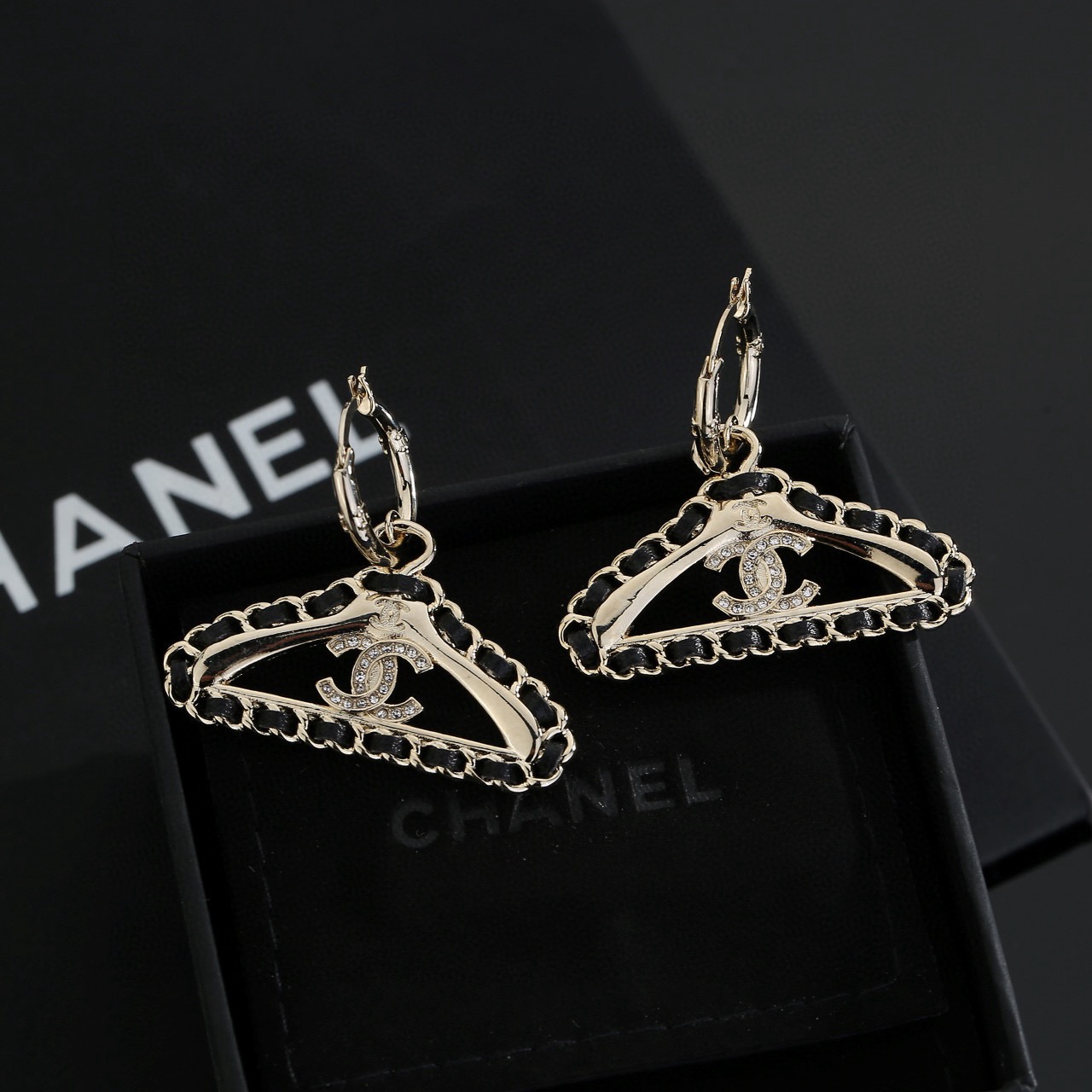 Chanel Haute Couture Haute Couture Fine Jewelry Necklace Bracelet Ring 4