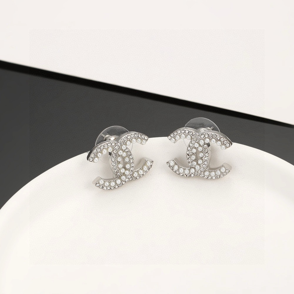 Chanel Haute Couture Haute Couture Fine Jewelry Necklace Bracelet Ring 4