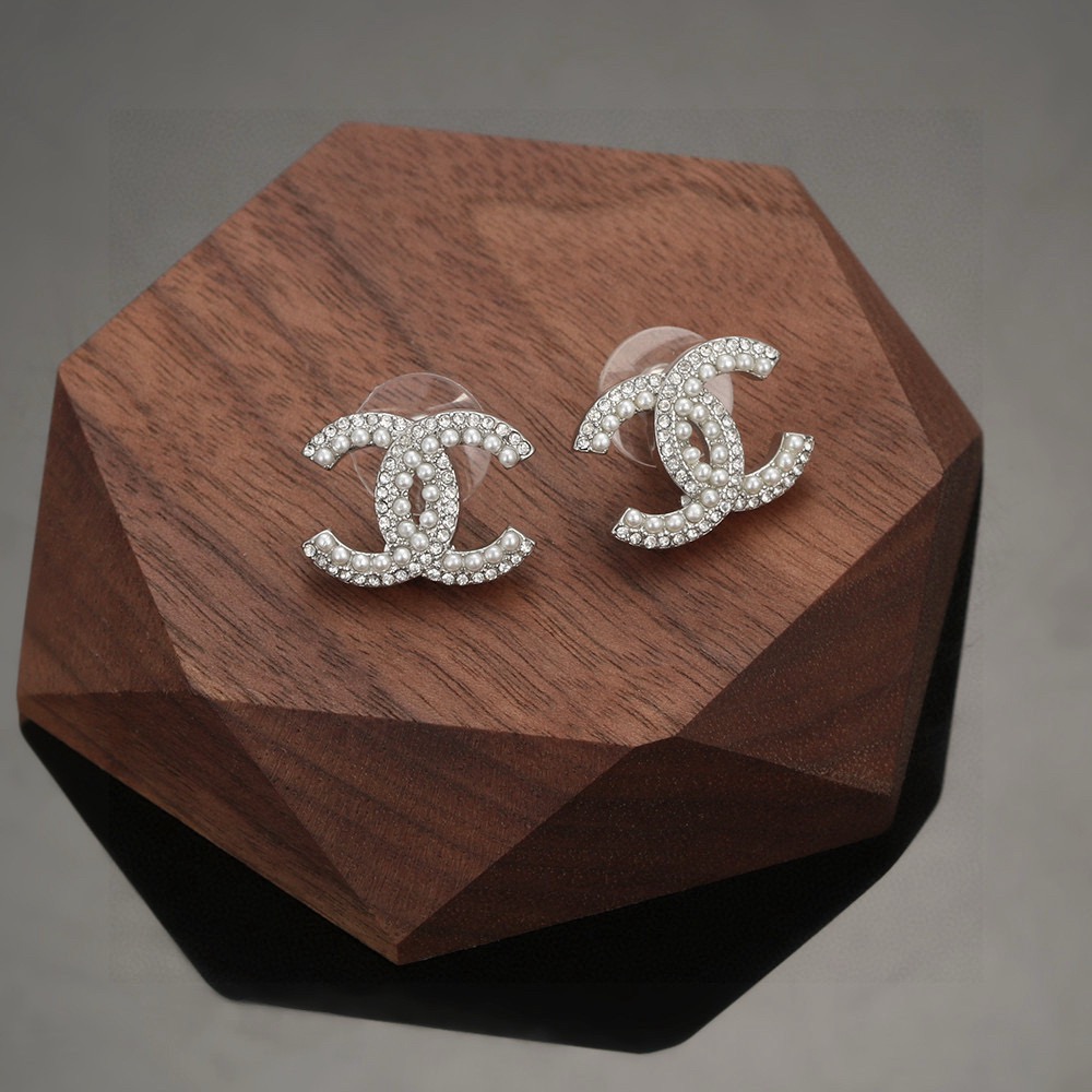 Chanel Haute Couture Haute Couture Fine Jewelry Necklace Bracelet Ring 5