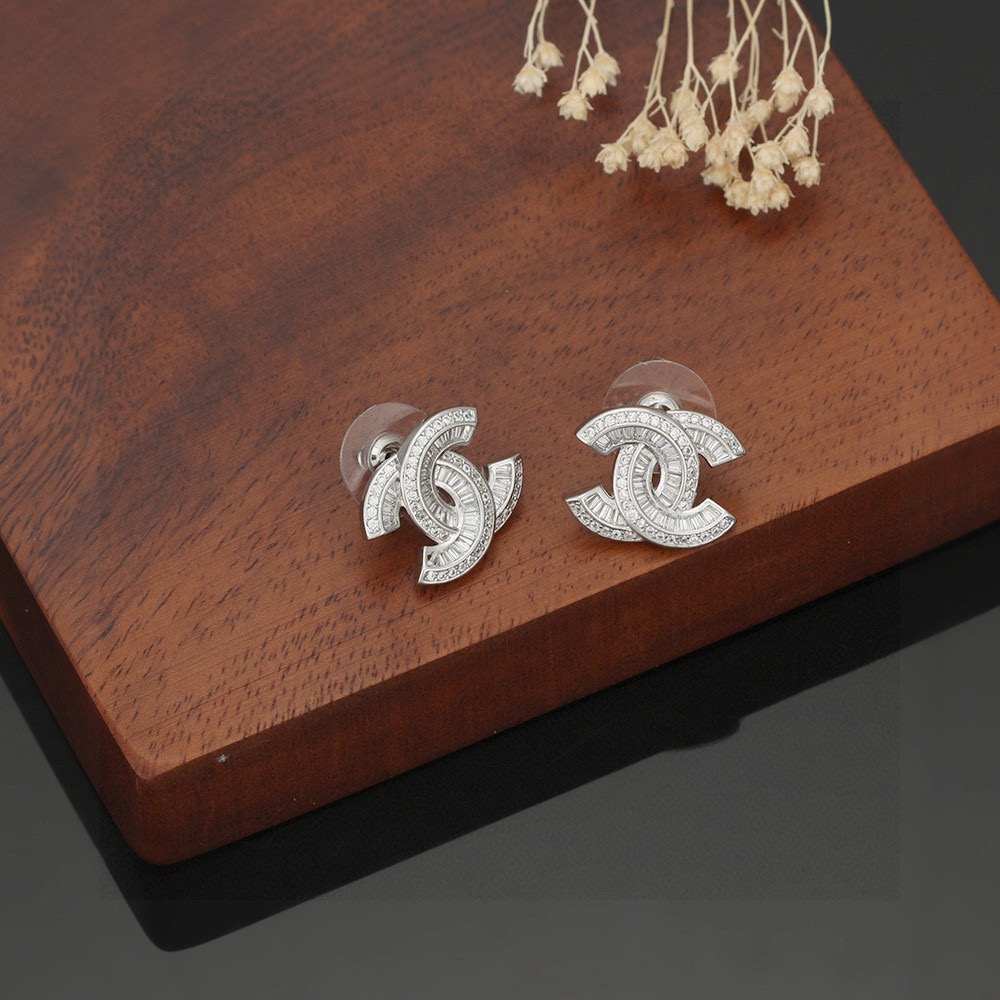 Chanel Haute Couture Haute Couture Fine Jewelry Necklace Bracelet Ring 4