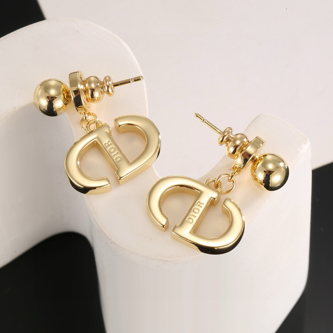 Dior 最新 迪奥火爆 各路