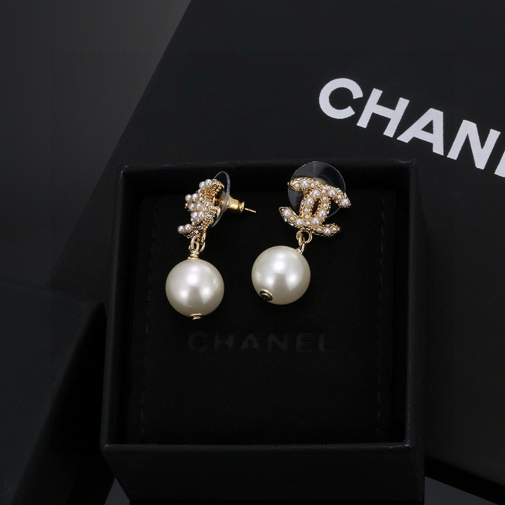 Chanel 代购级小香 CHANEL香奈儿 双C纹路珍珠吊坠耳环 耳钉 背面椭圆形logo字样清晰