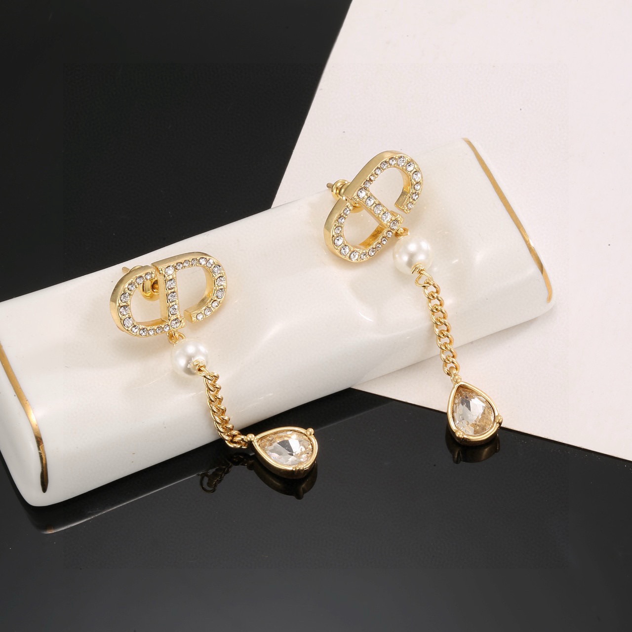 Dior 最新 迪奥火爆 各路