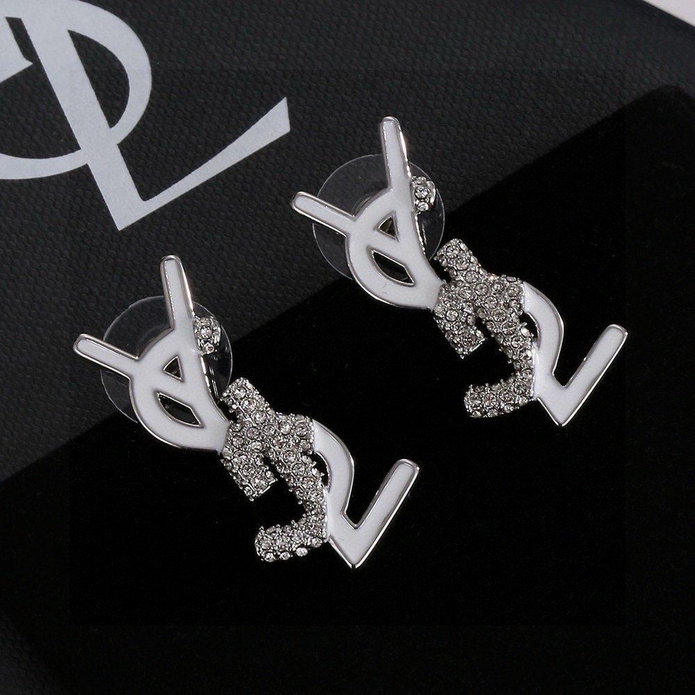 Saint Laurent 圣罗兰YSL 奢侈 百搭 犹如酒会礼服一般 绚烂多姿 最具个性魅力象征永远的不变的情怀