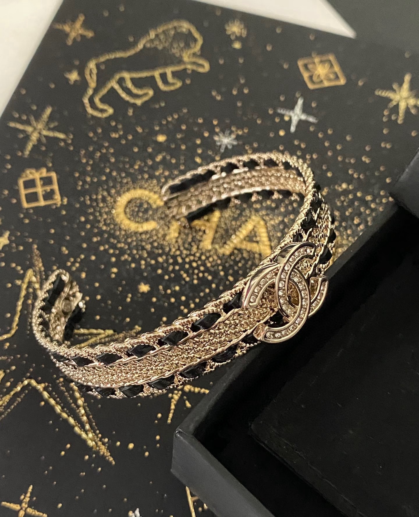 Chanel 精工版本 极力推荐 香奈儿黑皮手镯 材质定制 zp购入 定制零头不到 白富美闭眼入