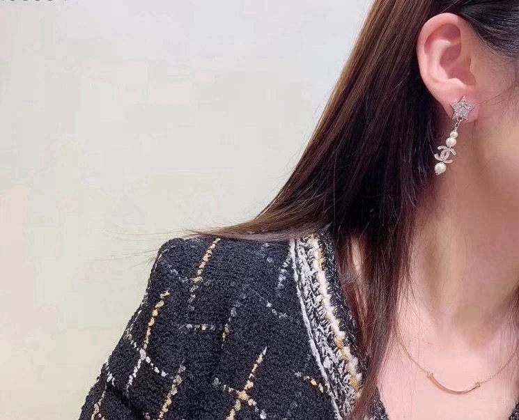 Chanel 小香新款 Chanel香奈儿 耳钉 一摸一样的 高端定制 黄铜 每一个细节