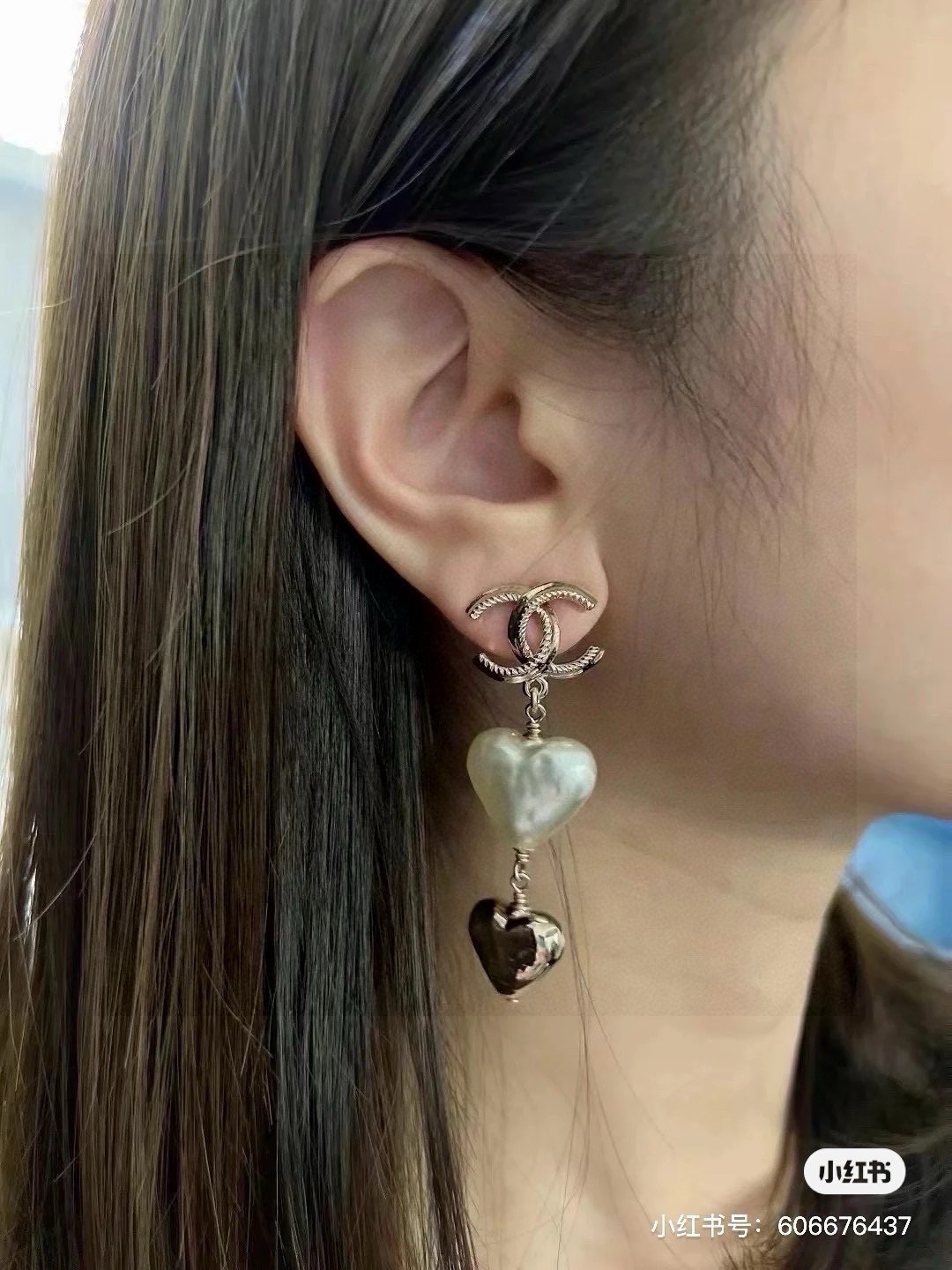 Chanel 香奈儿浅金色心桃耳环 紧追潮流早春耳钉 不管你是圆脸还是长脸拆下自己配系有意想不到的惊喜