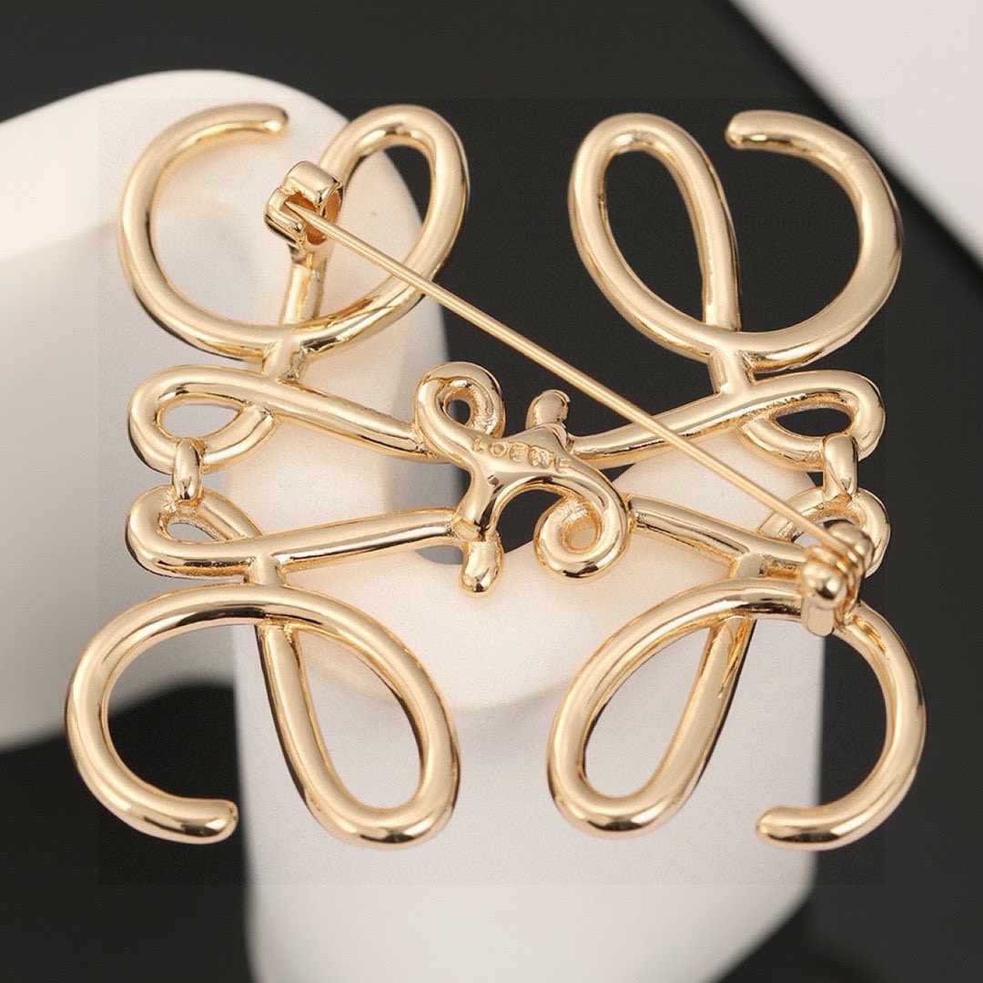 Loewe 罗意威 Loewe如意结 几何新款胸针brooch