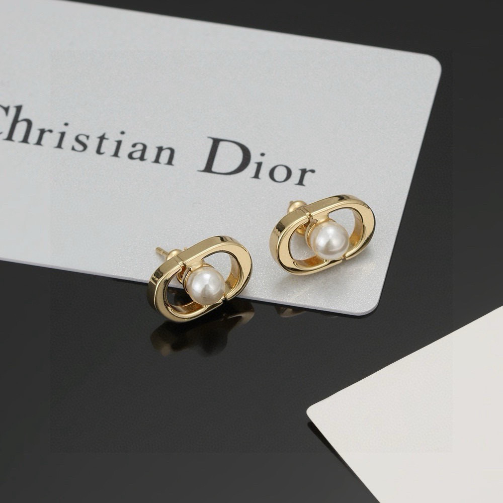 Dior 迪奥金色 cd耳钉 zp打造 小巧
