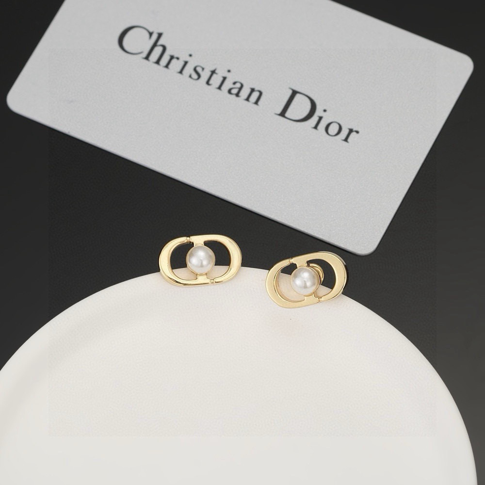 Dior 迪奥金色 cd耳钉 zp打造 小巧