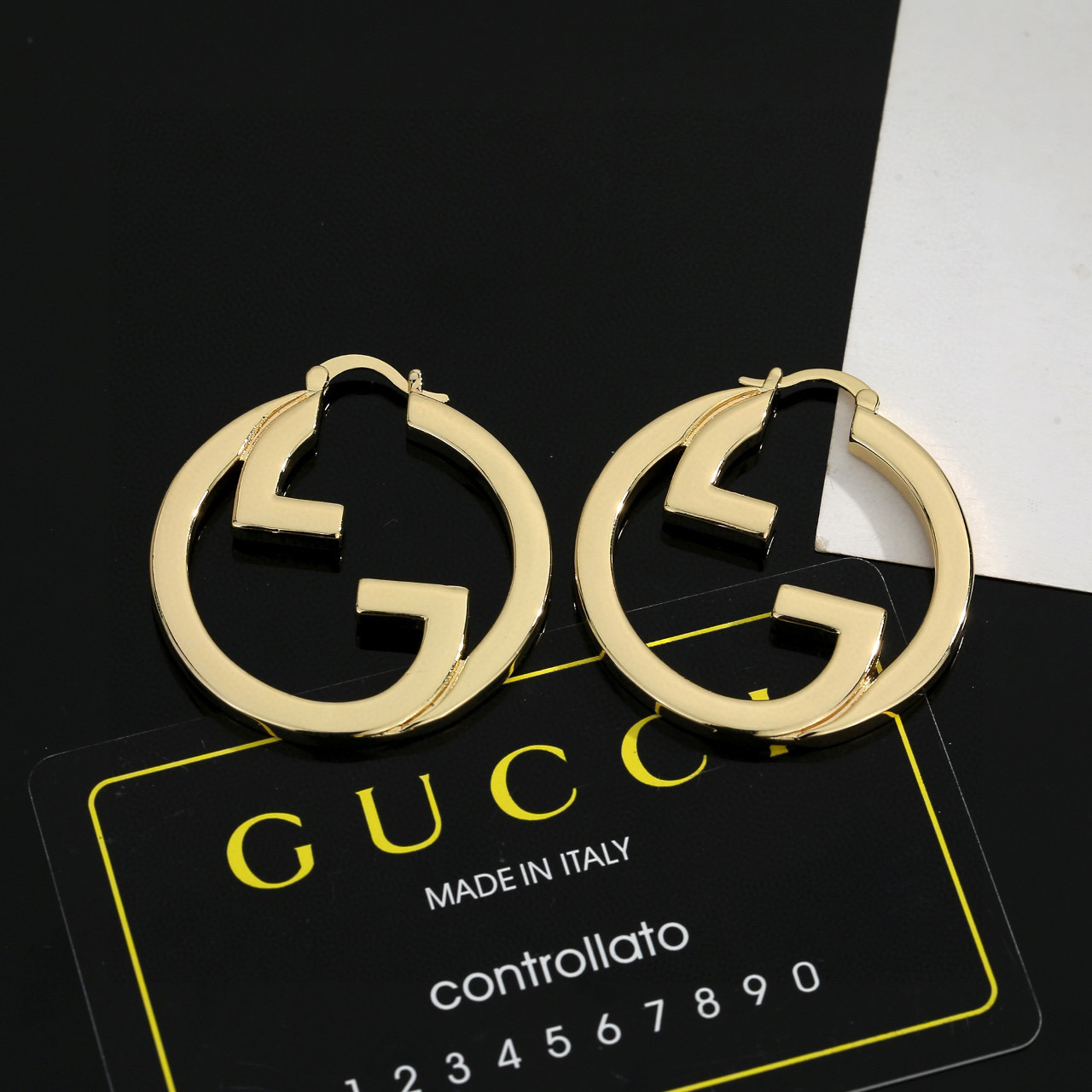 Gucci Gucci 古驰 耳钉 高端 打造 美到哭 因为是限量版 你根本无法在店内看到