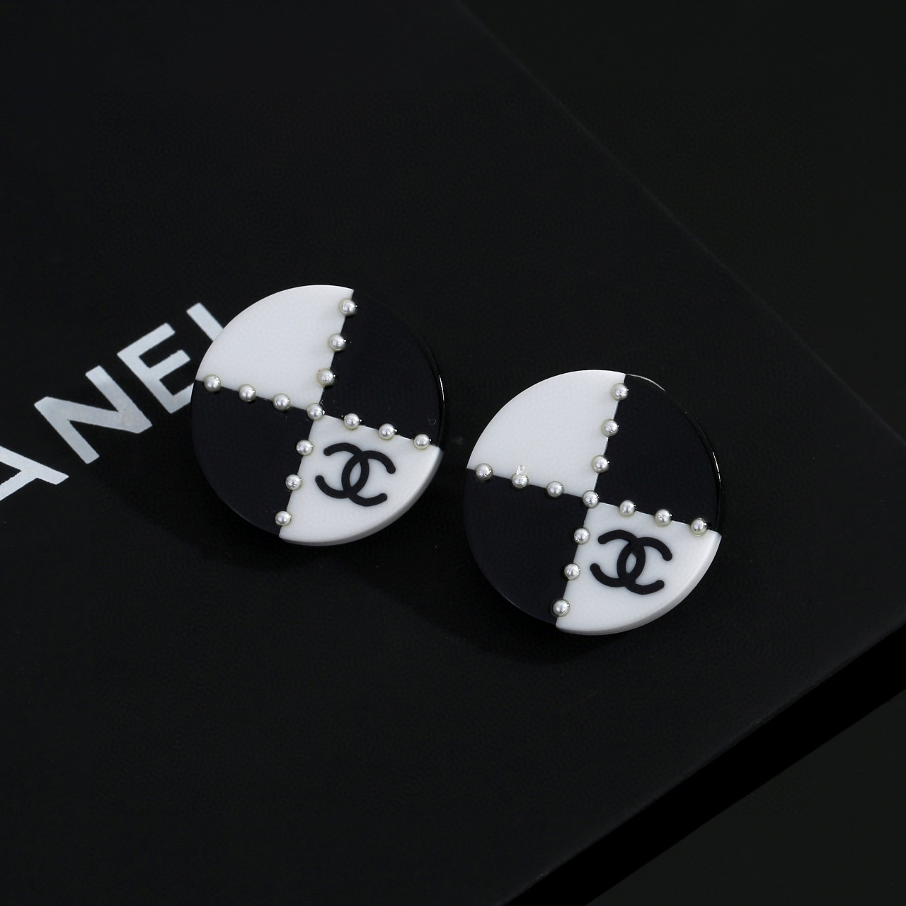 Chanel 小香树脂 Chanel香奈儿 耳钉 一摸一样的 高端定制 黄铜 每一个细节