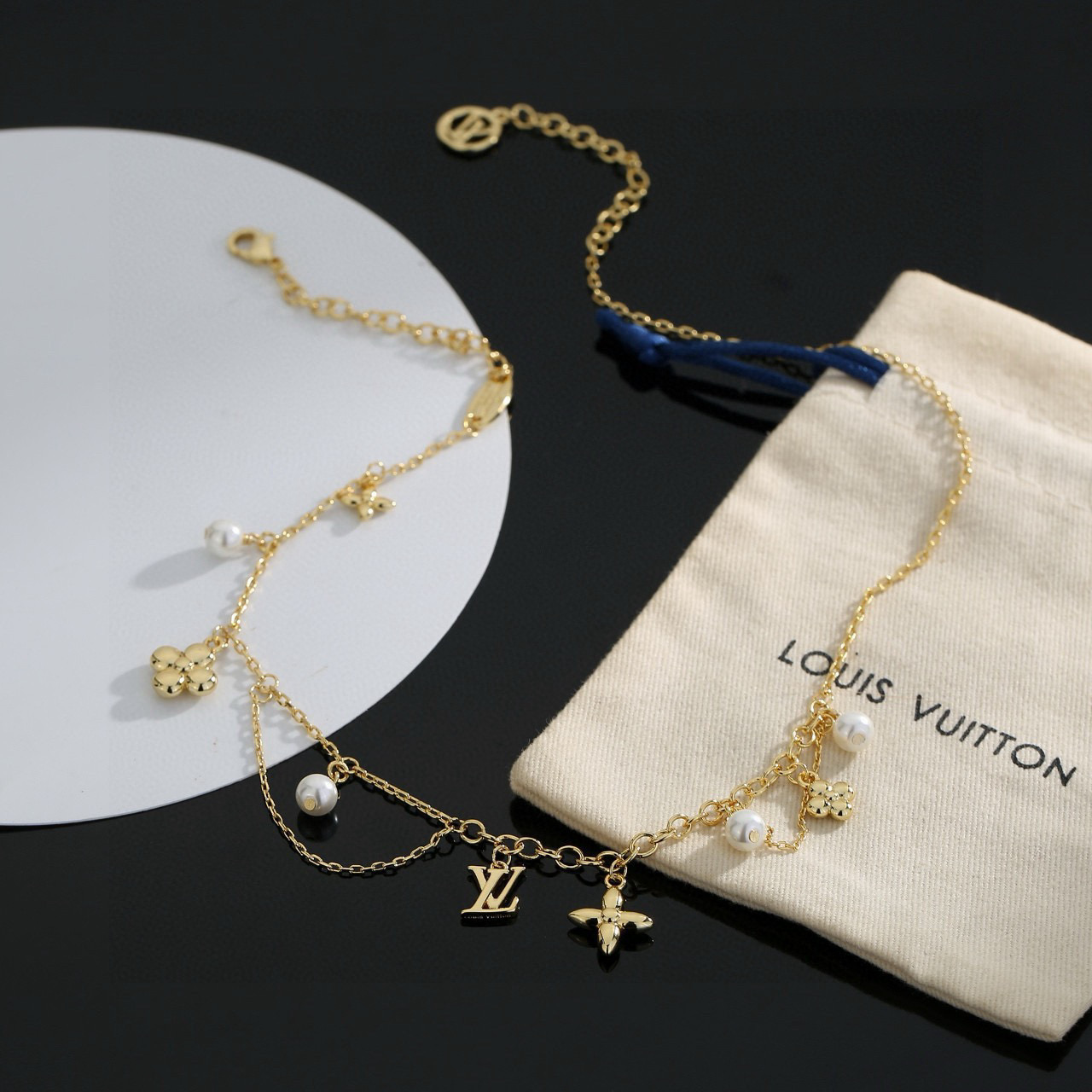 Louis Vuitton 精工版本路易威登项链 秉承精湛匠艺