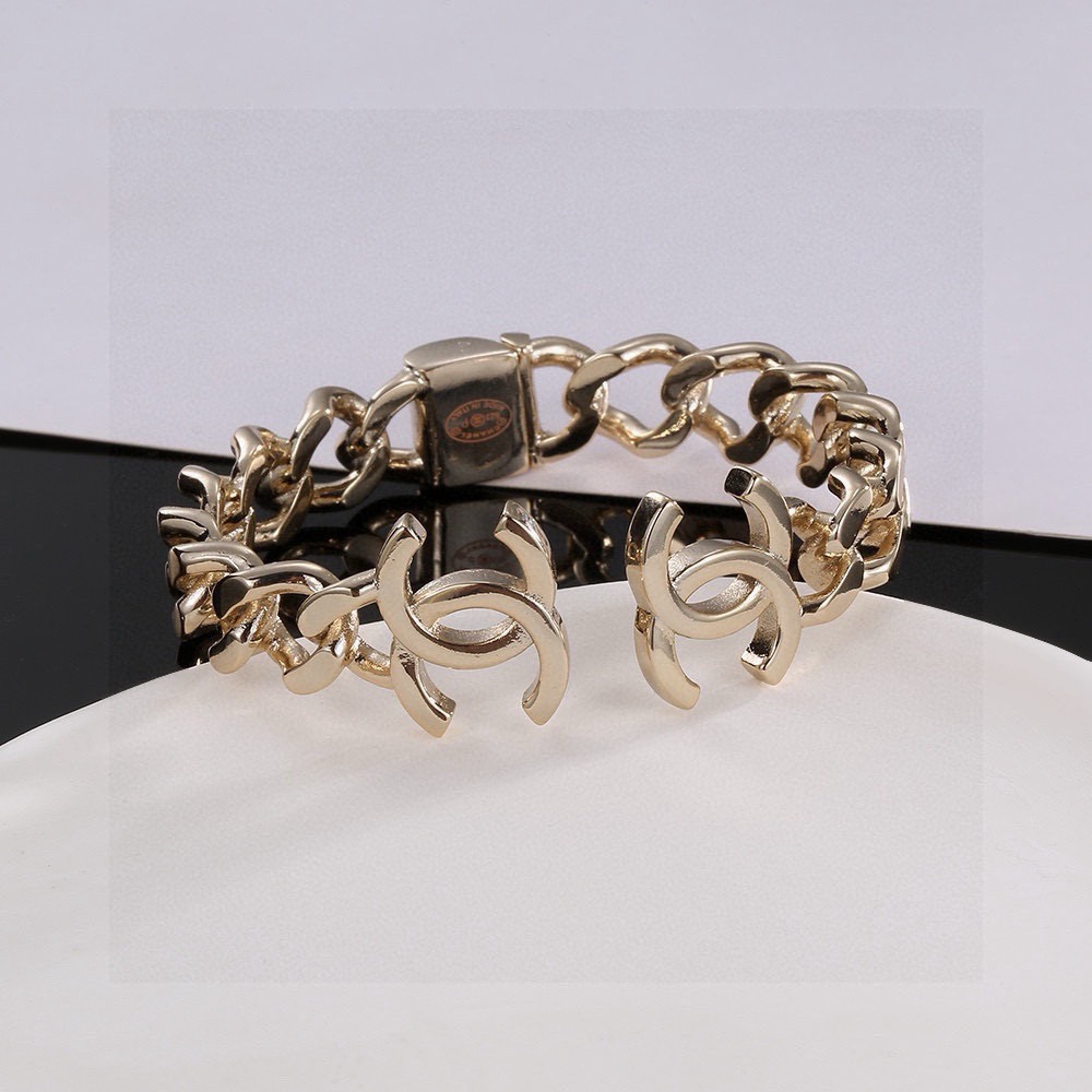 Chrome Hearts Ch@nel 香奈儿新款手镯 高端品质 重工打造