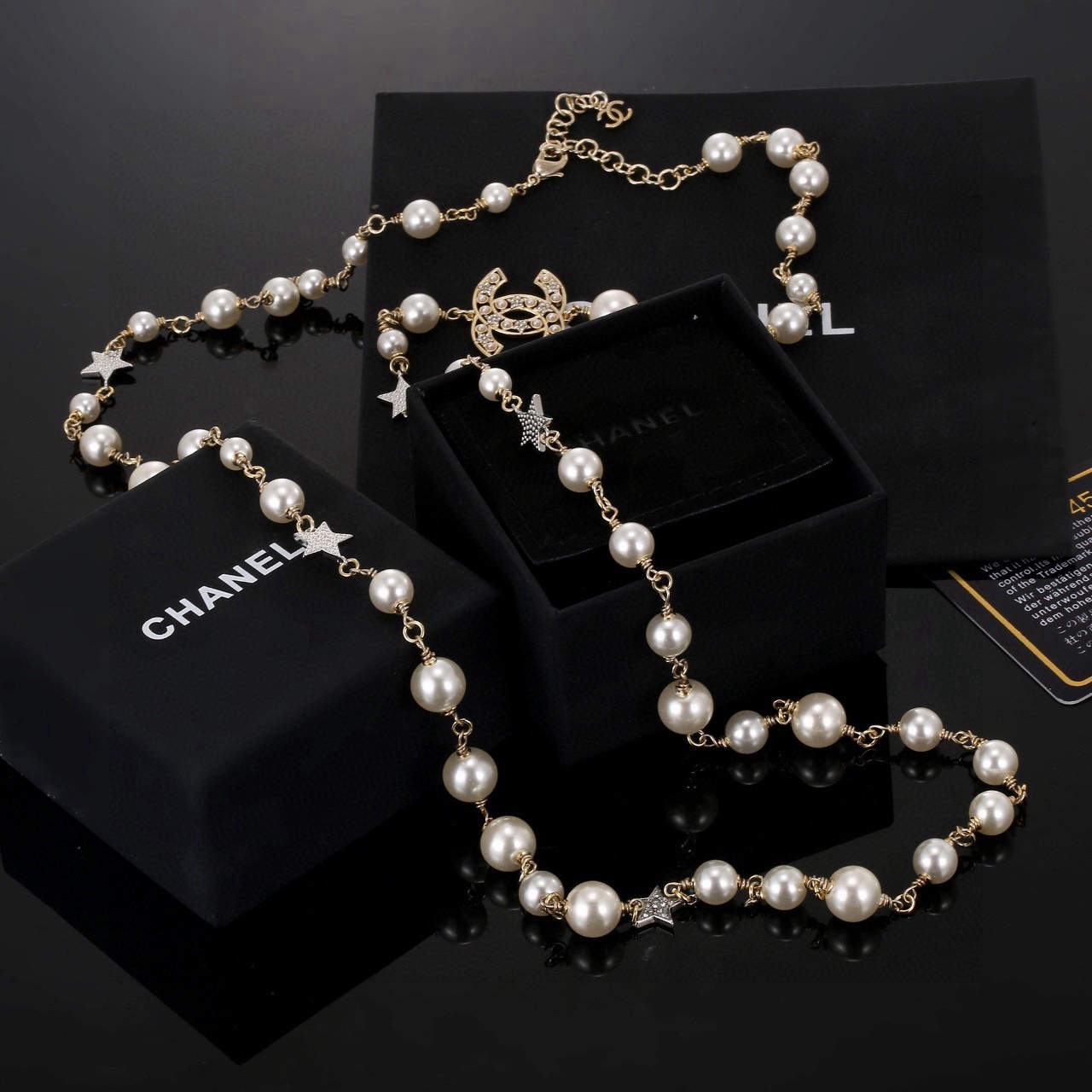 Chanel 最新款Chanel 香奈儿双C珍珠项链 毛衣链非常