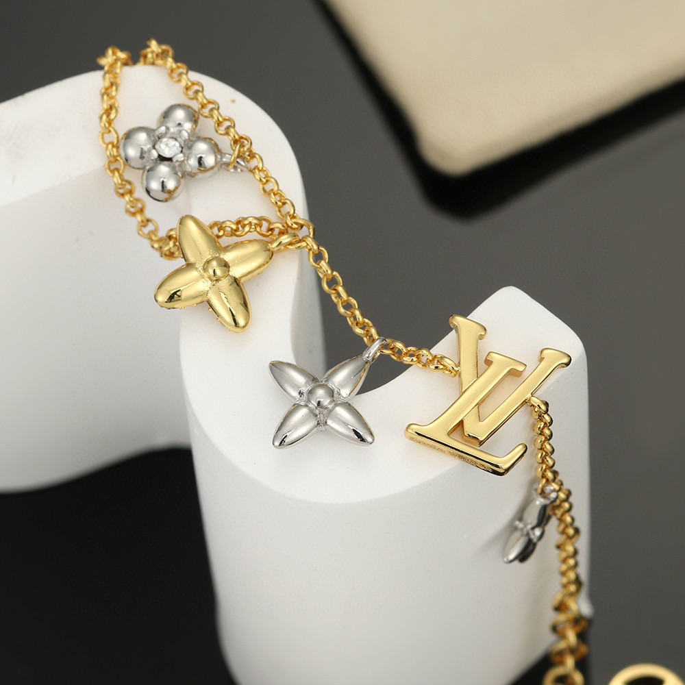Louis Vuitton 精工版本路易威登手链秉承精湛匠艺