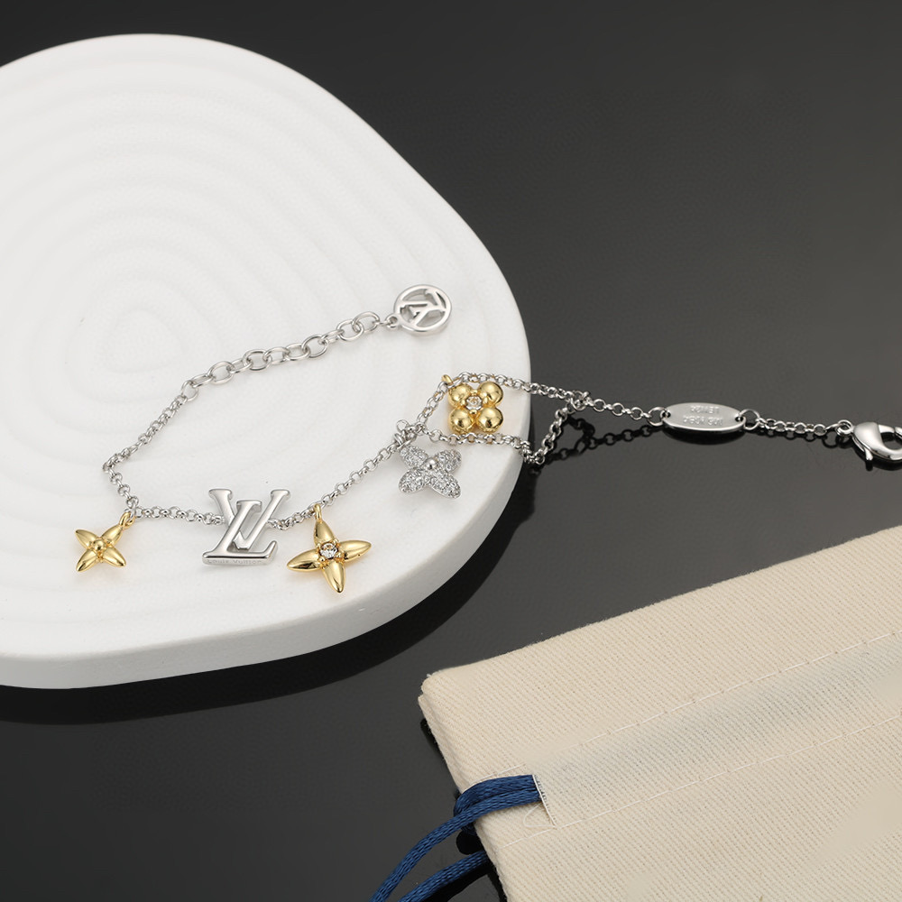 Louis Vuitton 精工版本路易威登手链秉承精湛匠艺