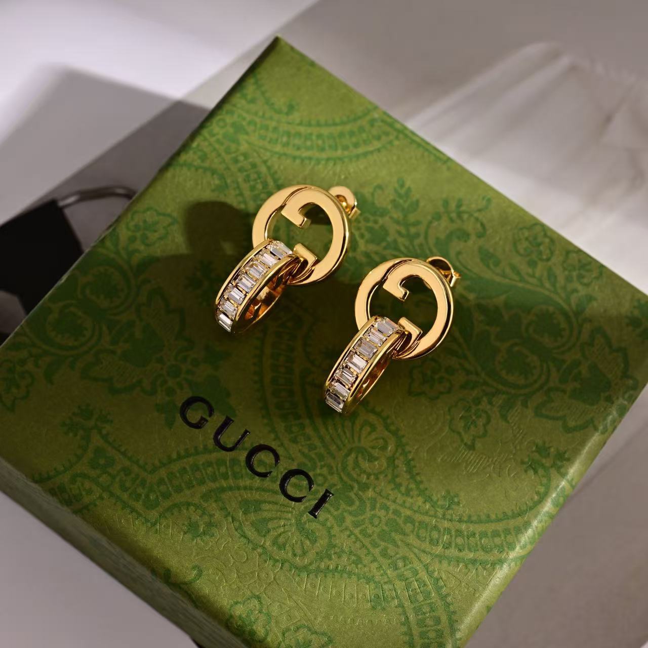 gucci blondie gold hoop earrings