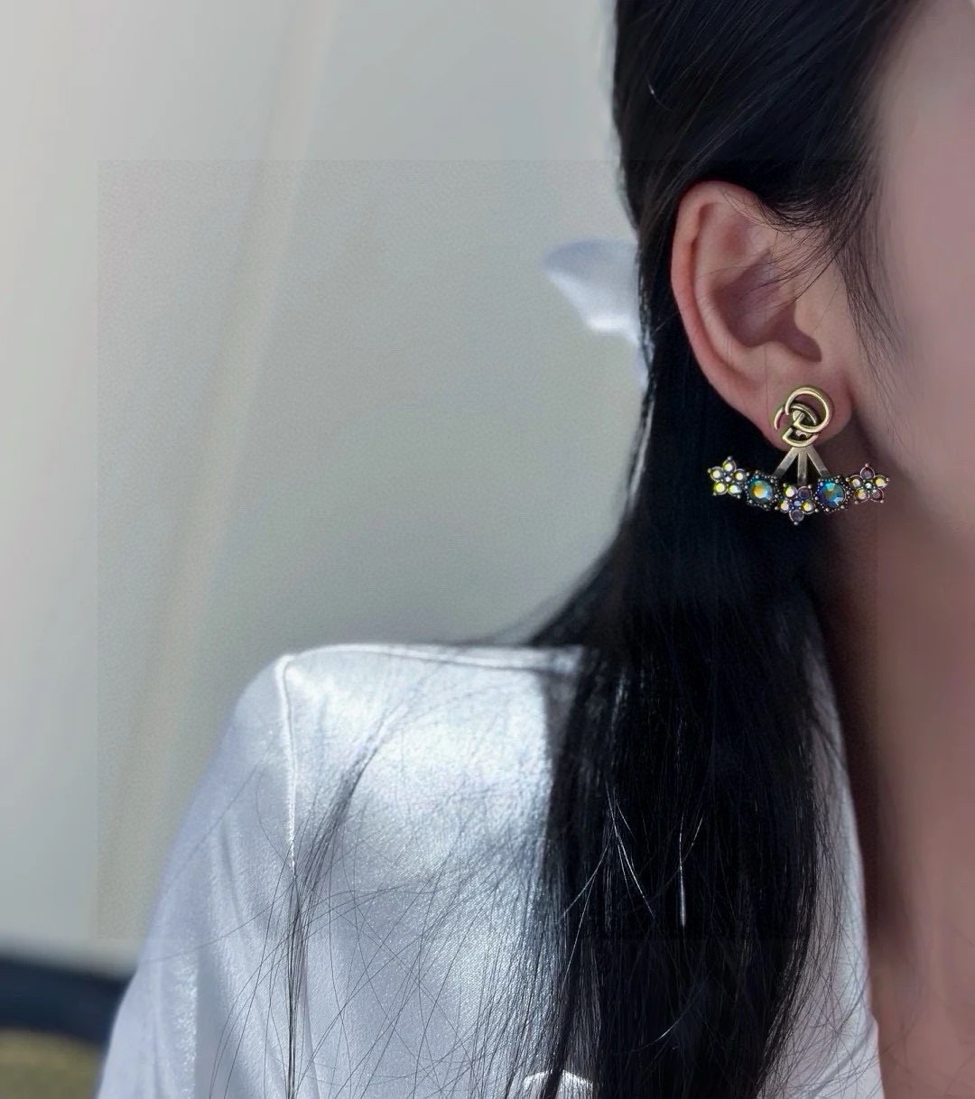 gucci gg marmont crystal fan earrings