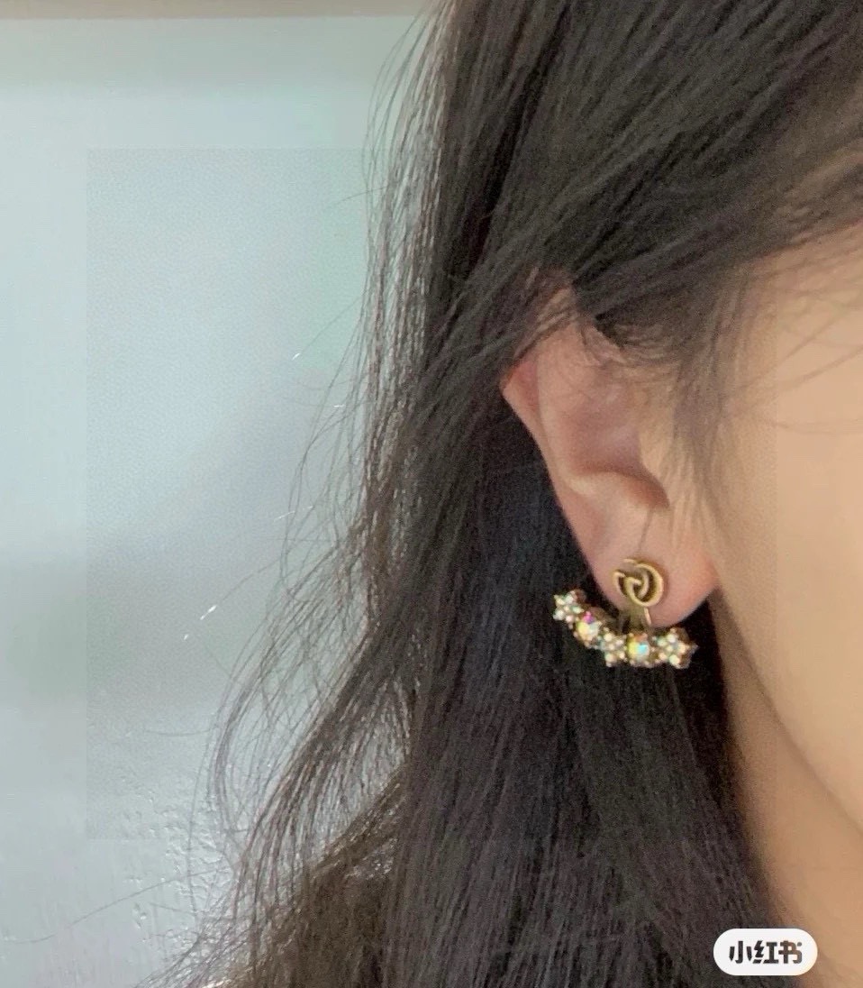 gucci gg marmont crystal fan earrings