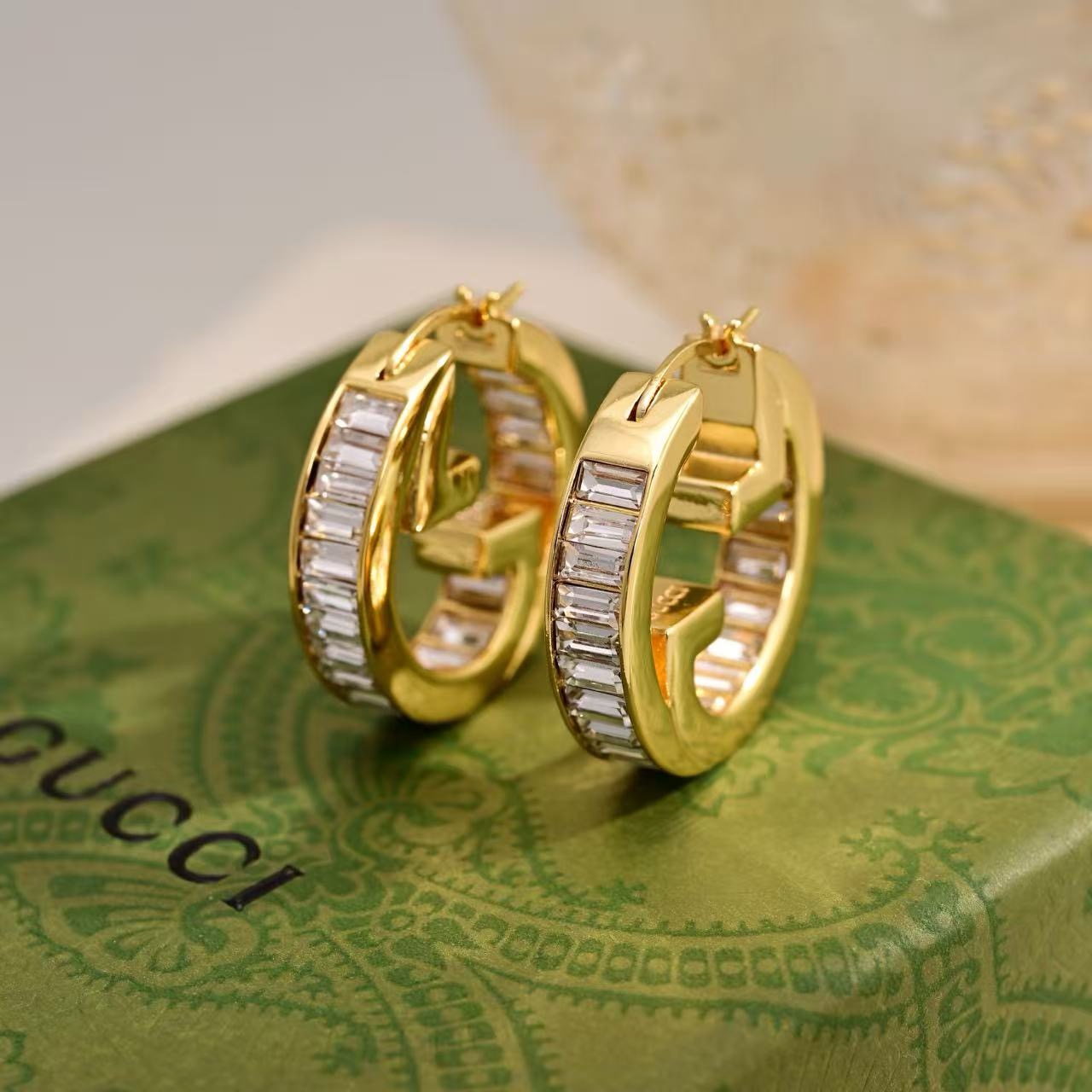gucci blondie crystal hoop earrings