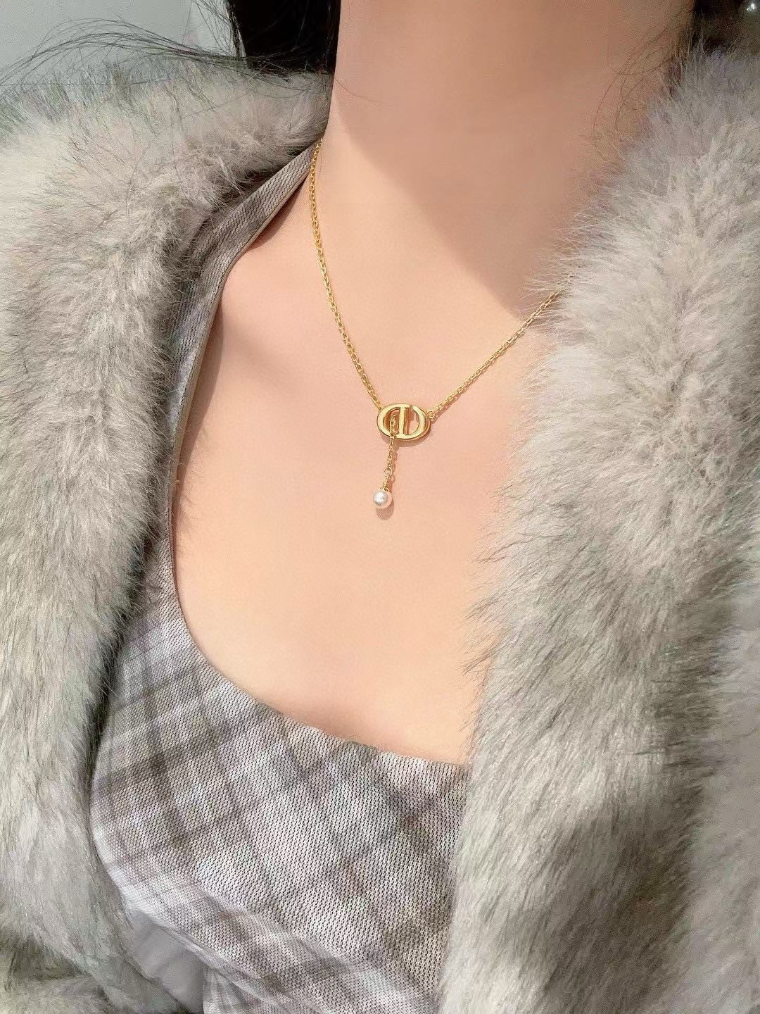 dior petit cd gold pearl drop necklace