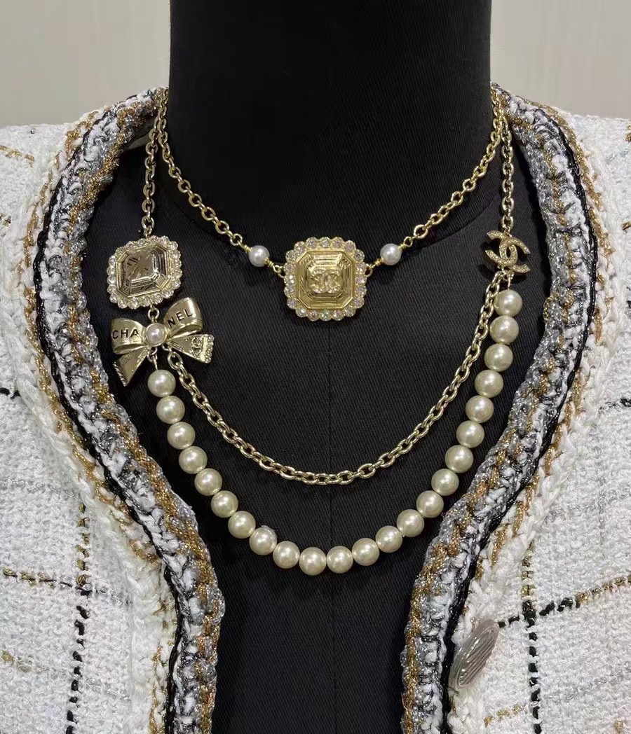 Chanel Haute Couture Haute Joaillerie Fine Jewelry Earrings Necklace 2