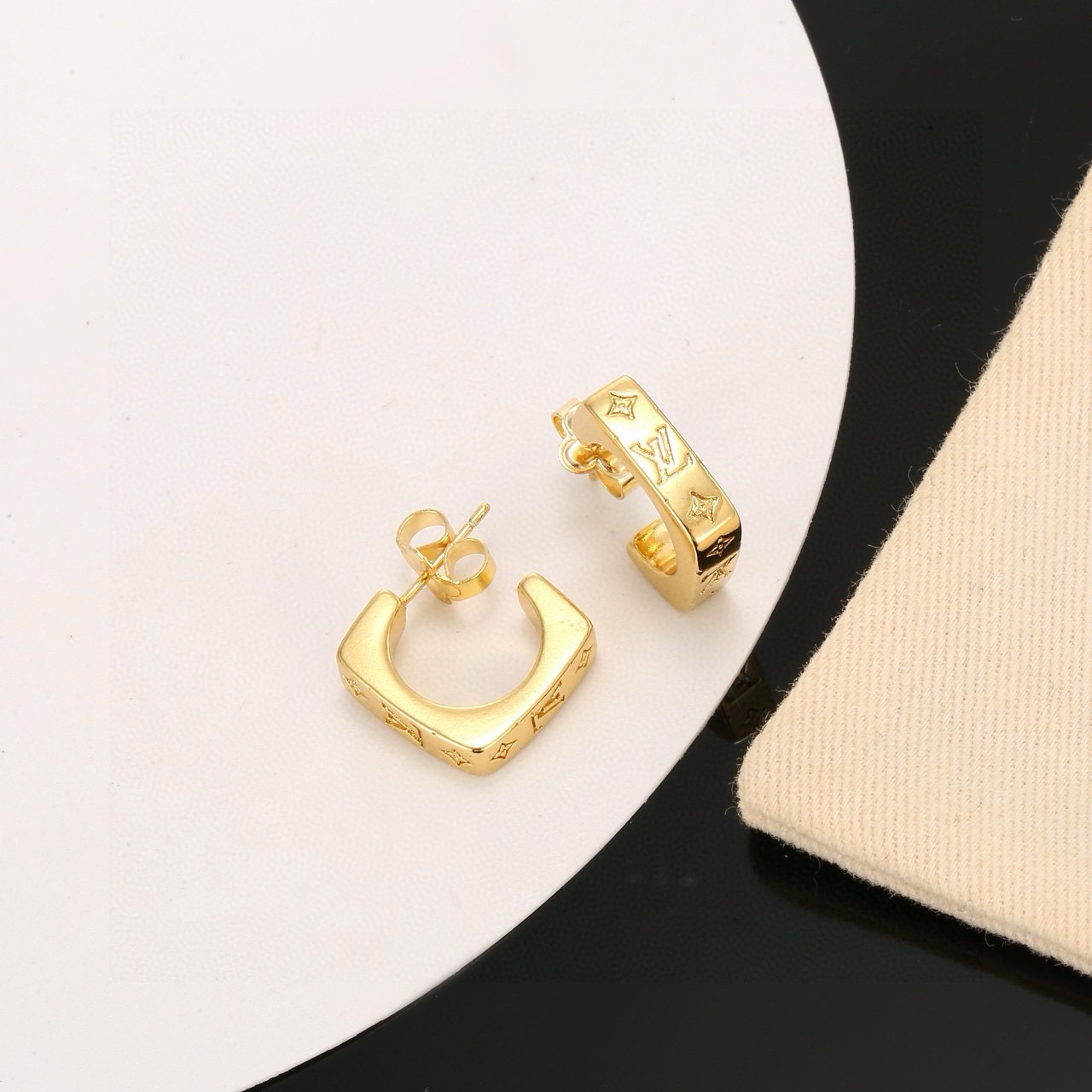 路易威登 Louis Vuitton 传世高定珠宝耳环项链戒指首饰 #B1592397 3