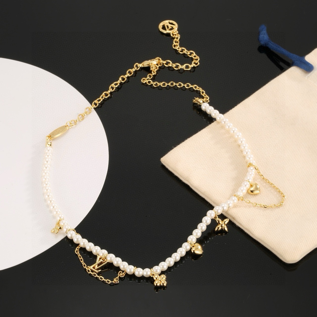 louis vuitton my lv pearl necklace