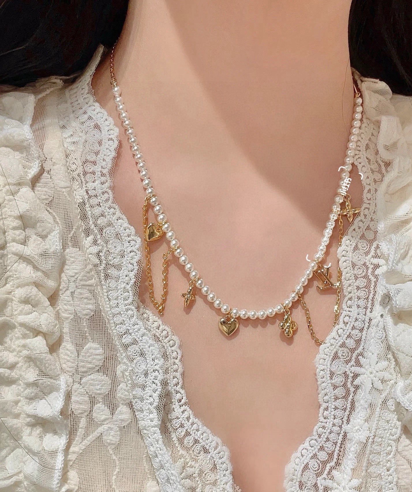 louis vuitton my lv pearl necklace