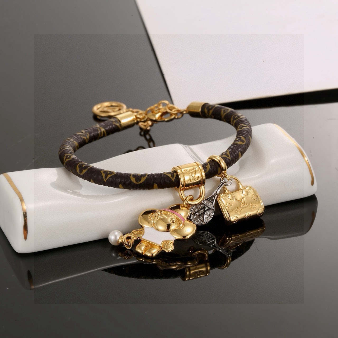 louis vuitton lv push bracelet
