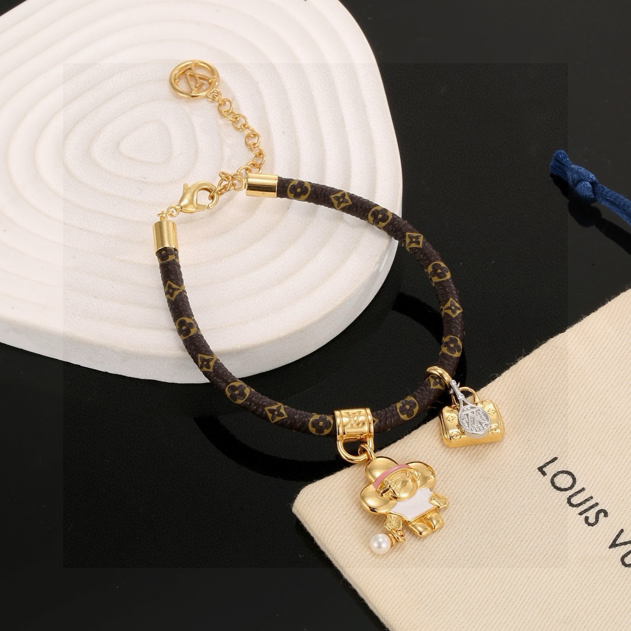 louis vuitton lv push bracelet