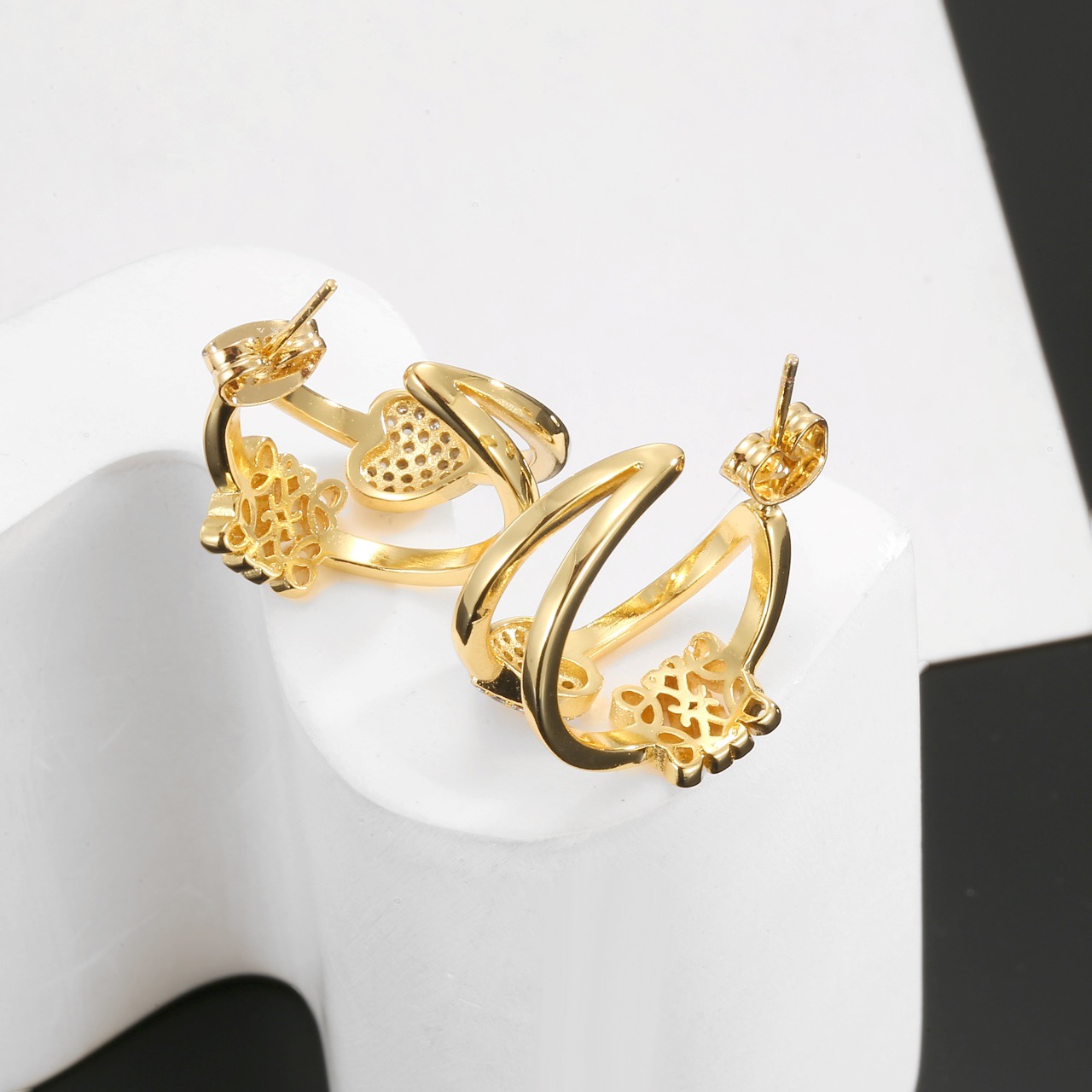 Loewe Haute Couture Haute Joaillerie Fine Jewelry Earrings Necklace Ring 4