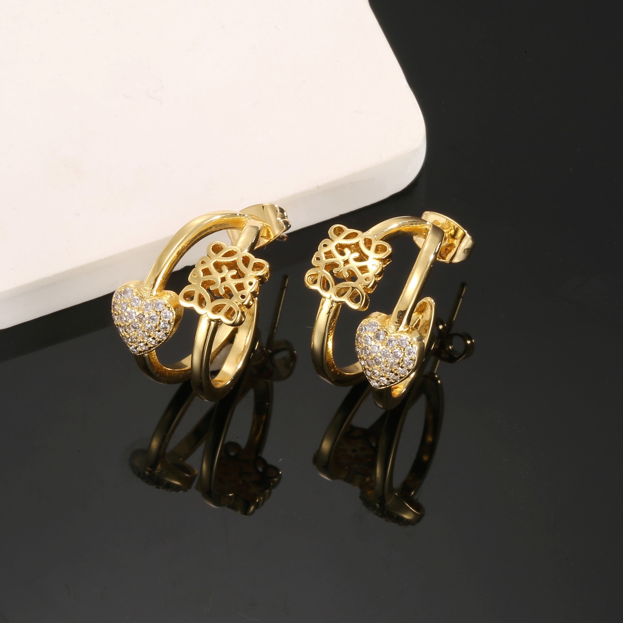 Loewe Haute Couture Haute Joaillerie Fine Jewelry Earrings Necklace Ring 6