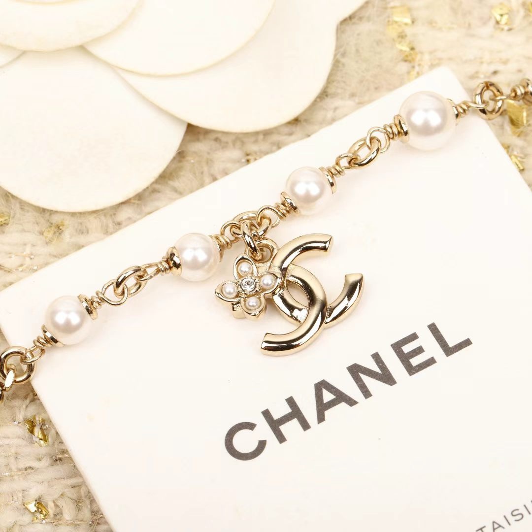 Chanel Haute Couture Haute Joaillerie Fine Jewelry Earrings Necklace 2