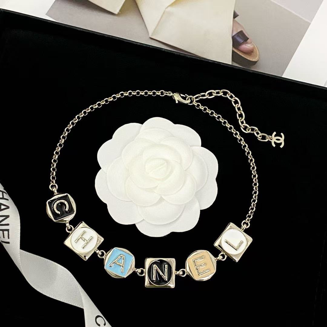 Chanel Haute Couture Haute Joaillerie Fine Jewelry Earrings Necklace 3
