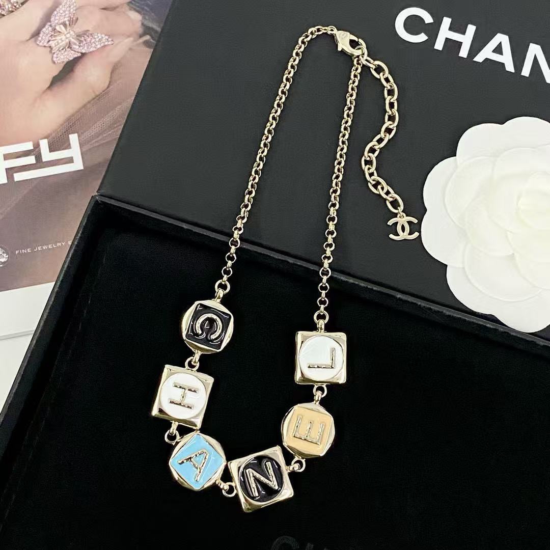 Chanel Haute Couture Haute Joaillerie Fine Jewelry Earrings Necklace 4