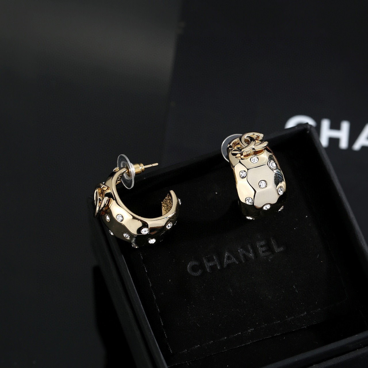 Chanel Haute Couture Haute Joaillerie Fine Jewelry Earrings Necklace 4