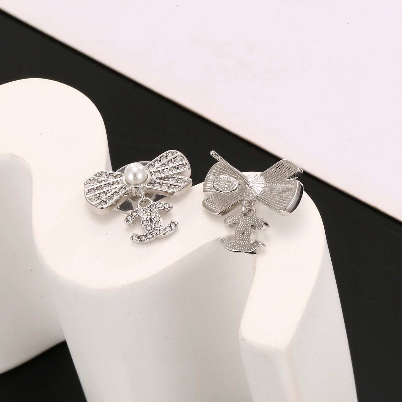 Chanel Haute Couture Haute Joaillerie Fine Jewelry Earrings Necklace 3
