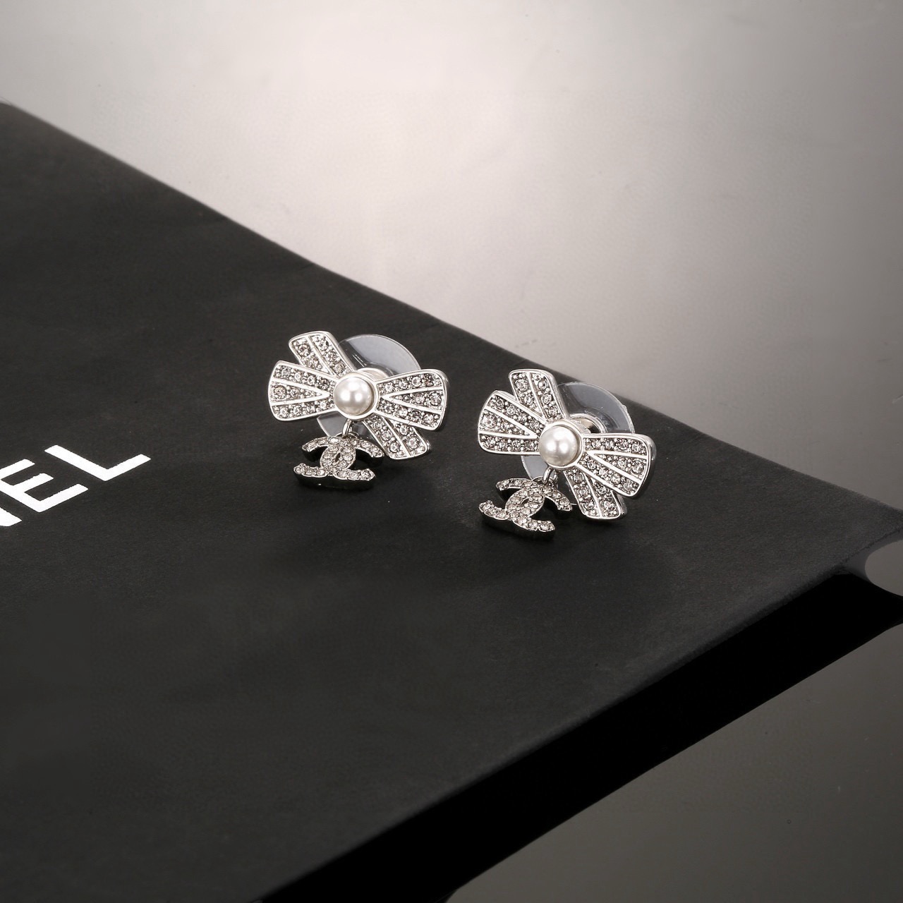 Chanel Haute Couture Haute Joaillerie Fine Jewelry Earrings Necklace 5