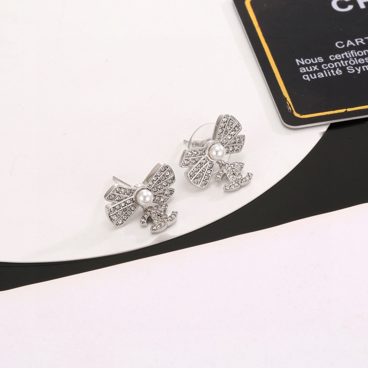 Chanel Haute Couture Haute Joaillerie Fine Jewelry Earrings Necklace 8