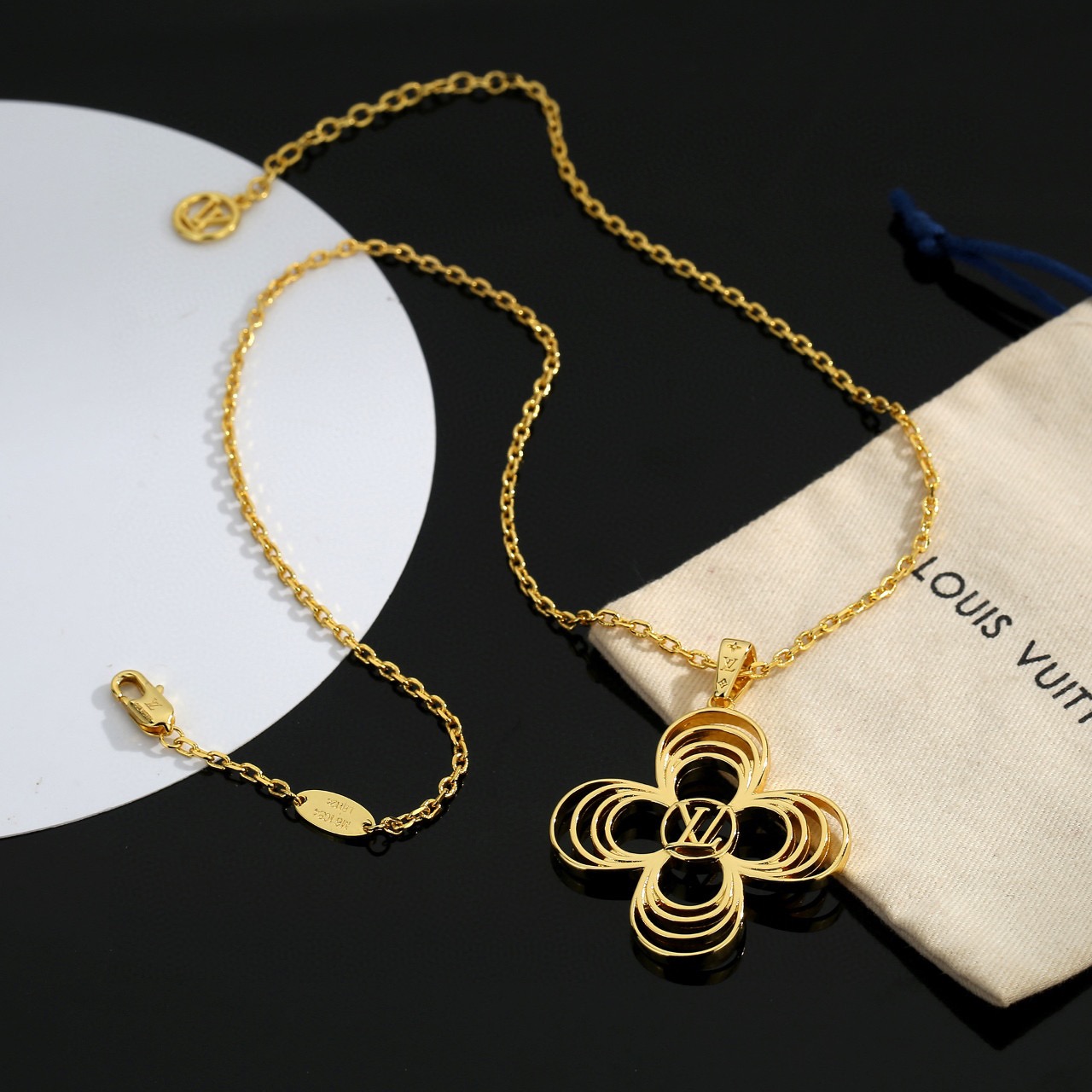 louis vuitton puffygram gold necklace