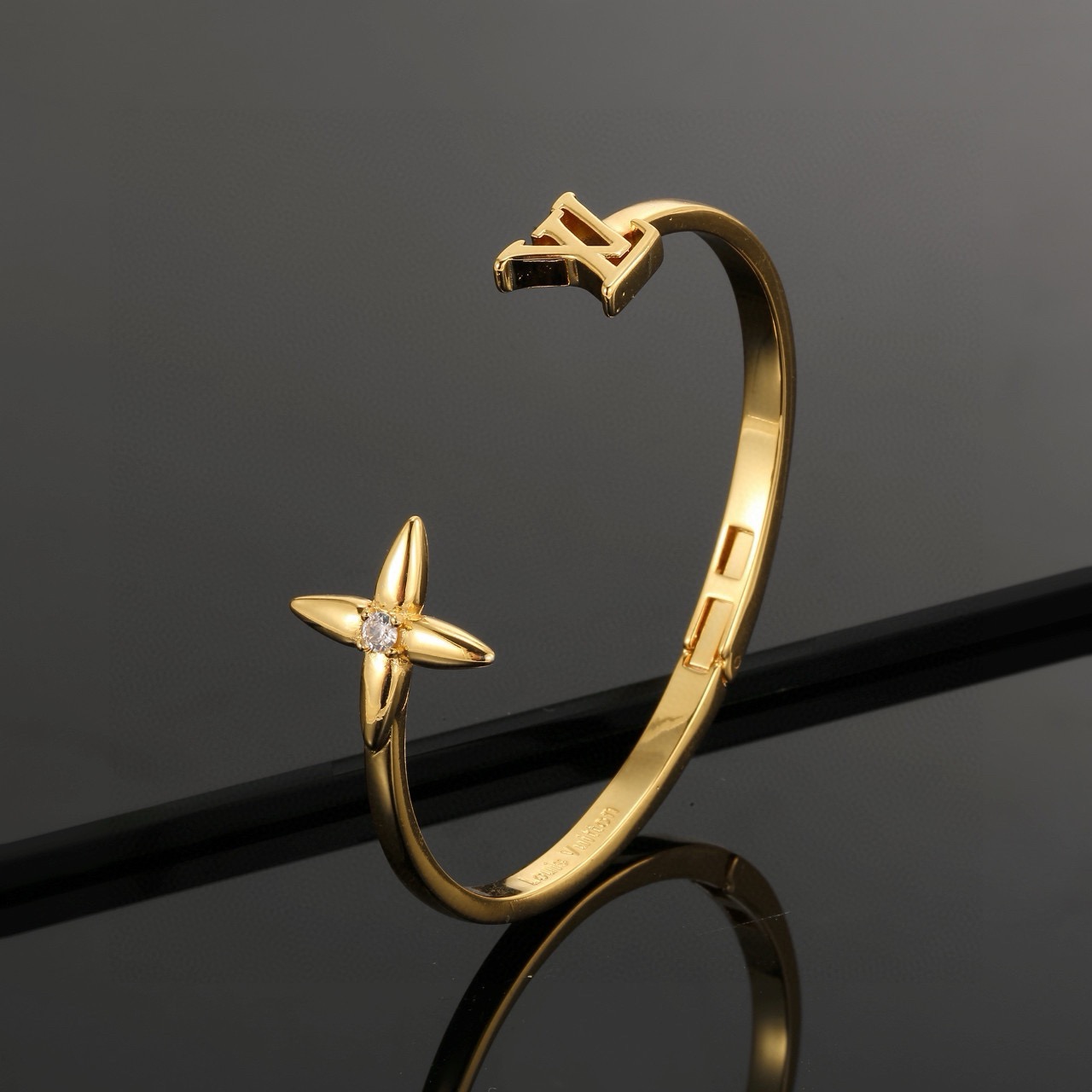 Louis Vuitton Haute Joaillerie Fine Jewelry Earrings Necklace Ring 6