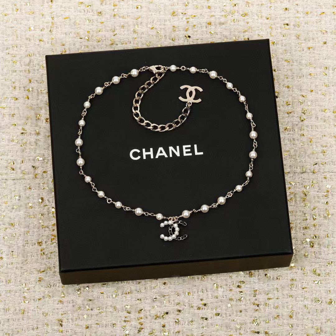 Chanel Haute Joaillerie Fine Jewelry Earrings Necklace Ring Ref 2