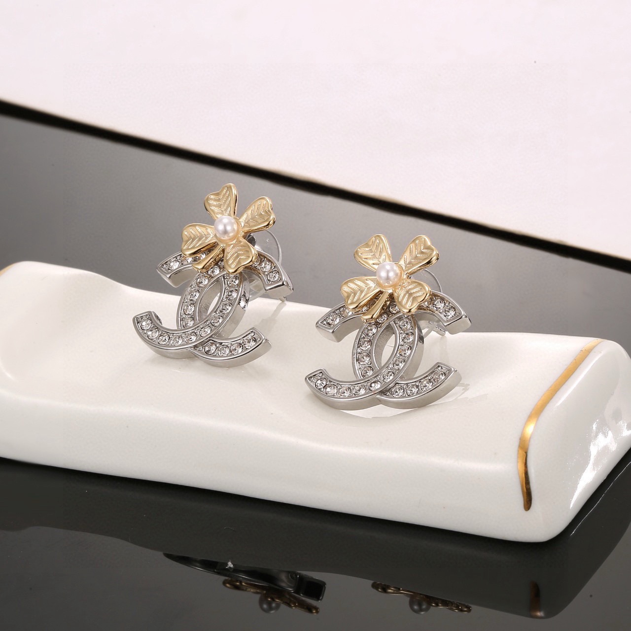 Chanel Haute Joaillerie Fine Jewelry Earrings Necklace Ring Ref.3603CA05 6