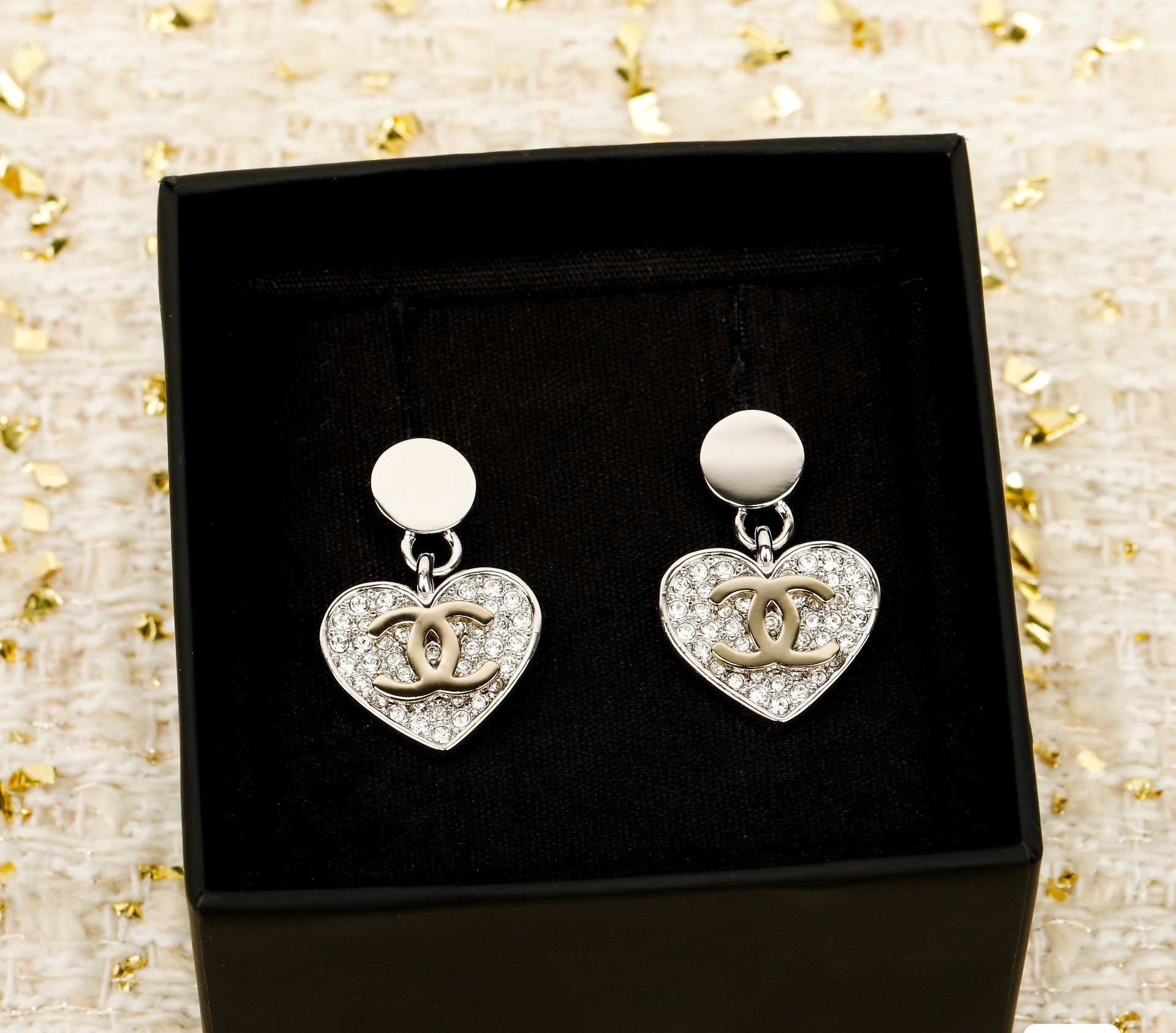 Chanel Haute Joaillerie Fine Jewelry Earrings Necklace Ring Ref.2DC228D3 5