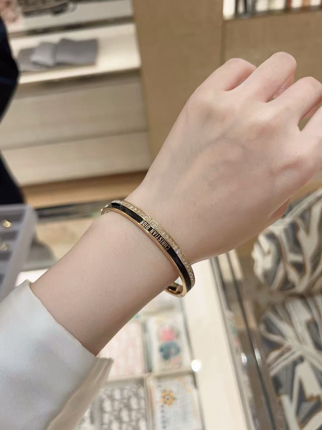 Dior ,white gold © bracelet bangle 6