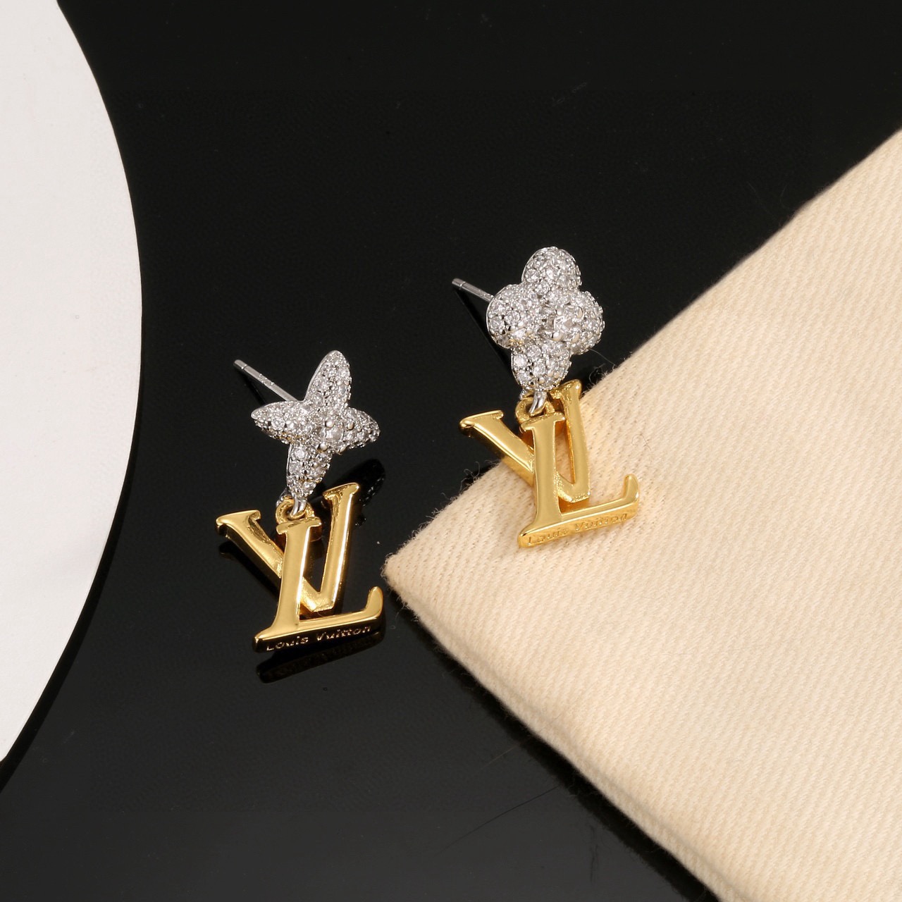 LV Two-Tone Flower Dangling Earrings