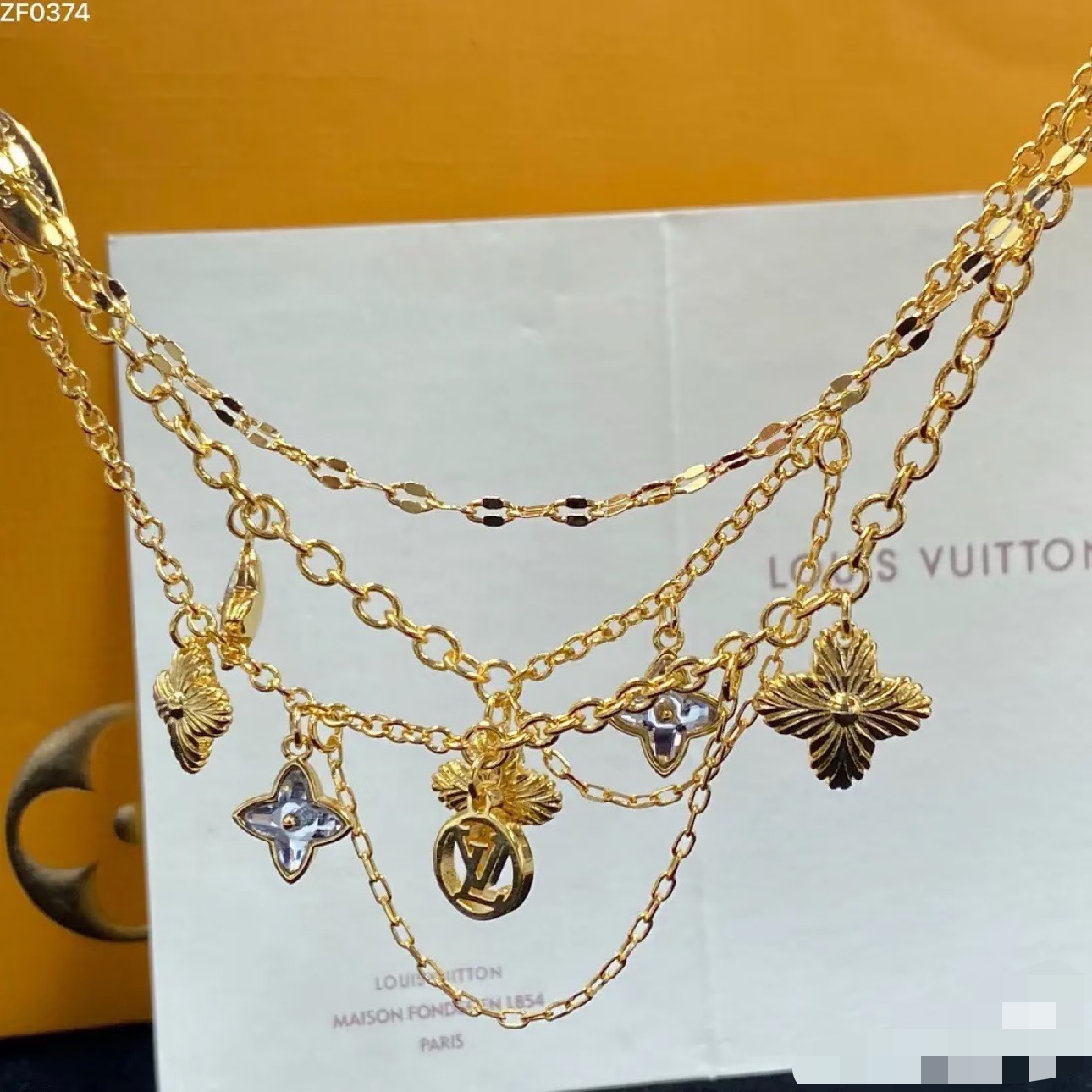 louis vuitton blooming strass necklace