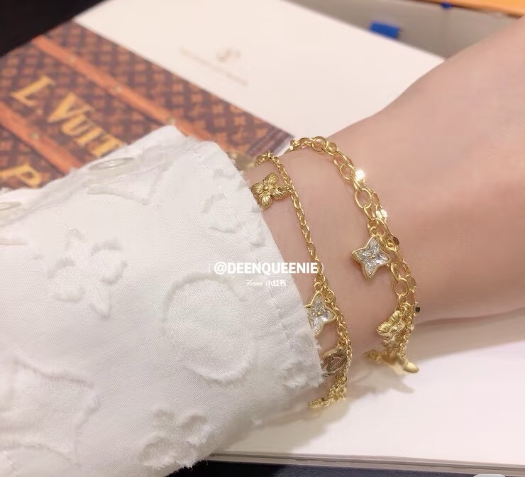louis vuitton blooming strass necklace